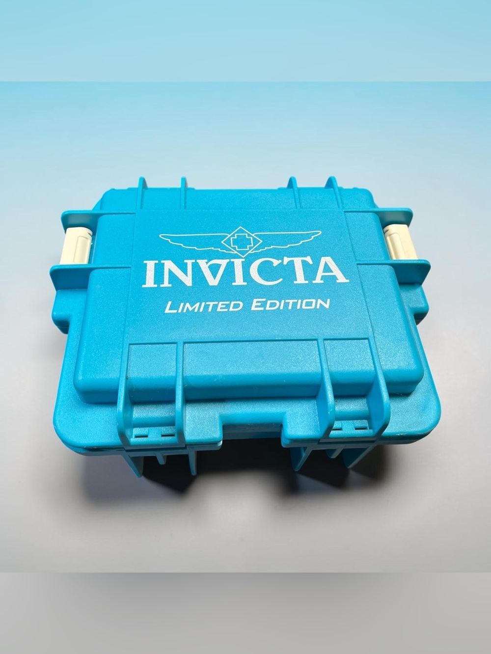 Invicta Limited Edition Turquoise Blue Triple Watch Case
